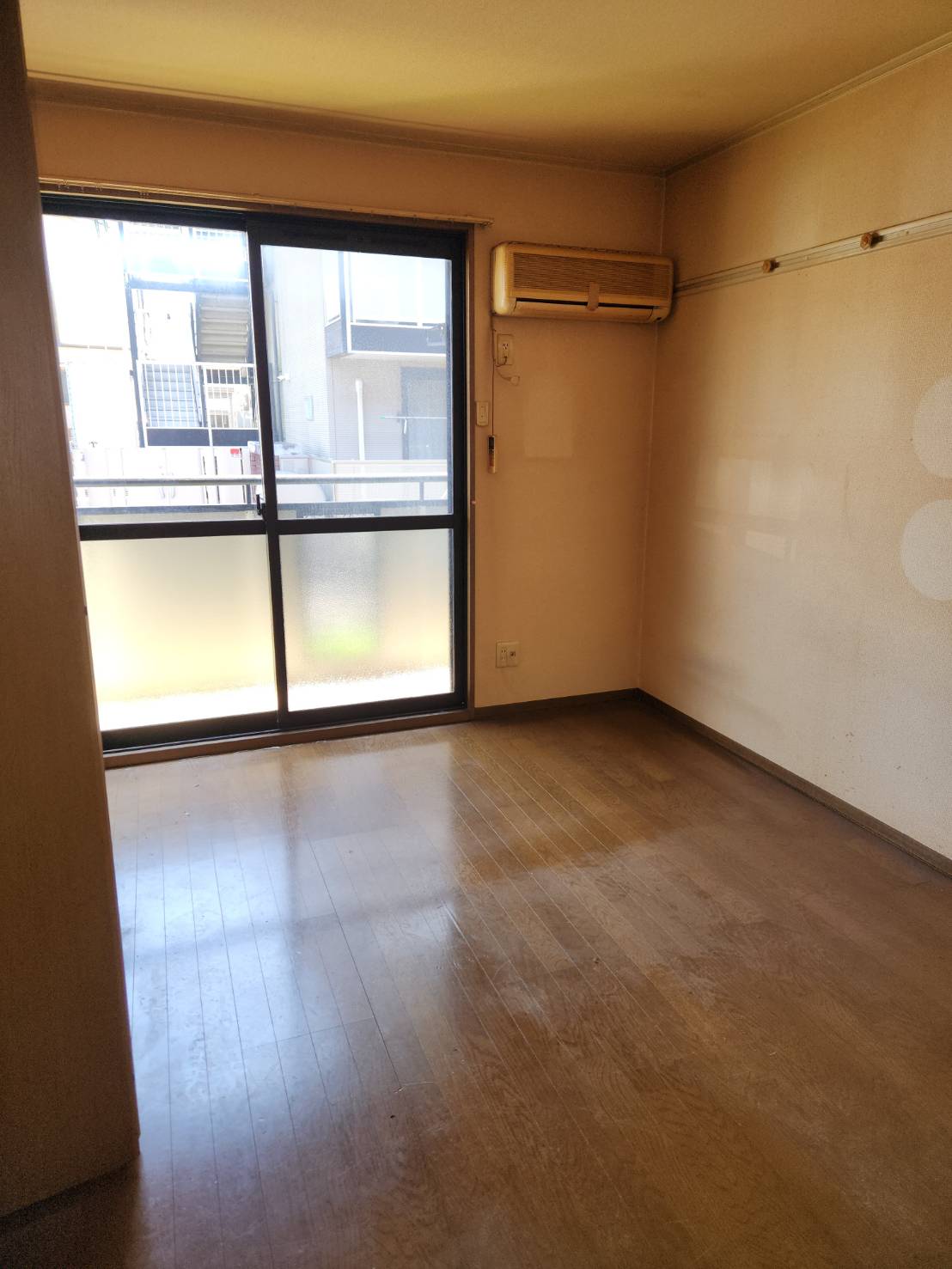 京都市伏見区　残置物撤去　不用品回収　遺品整理　堺市堺区　AZARS　アザース