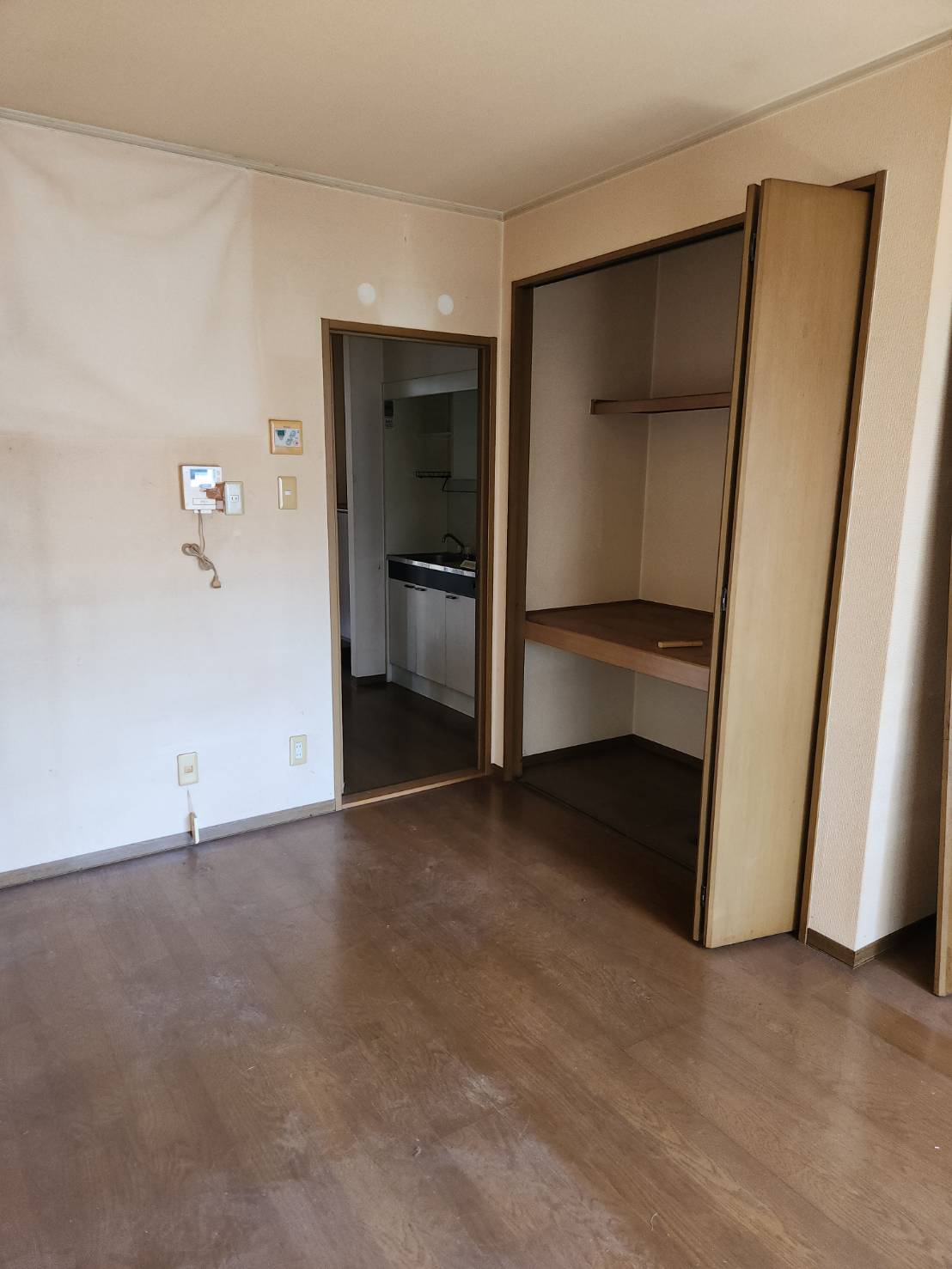 京都市伏見区　残置物撤去　不用品回収　遺品整理　堺市堺区　AZARS　アザース